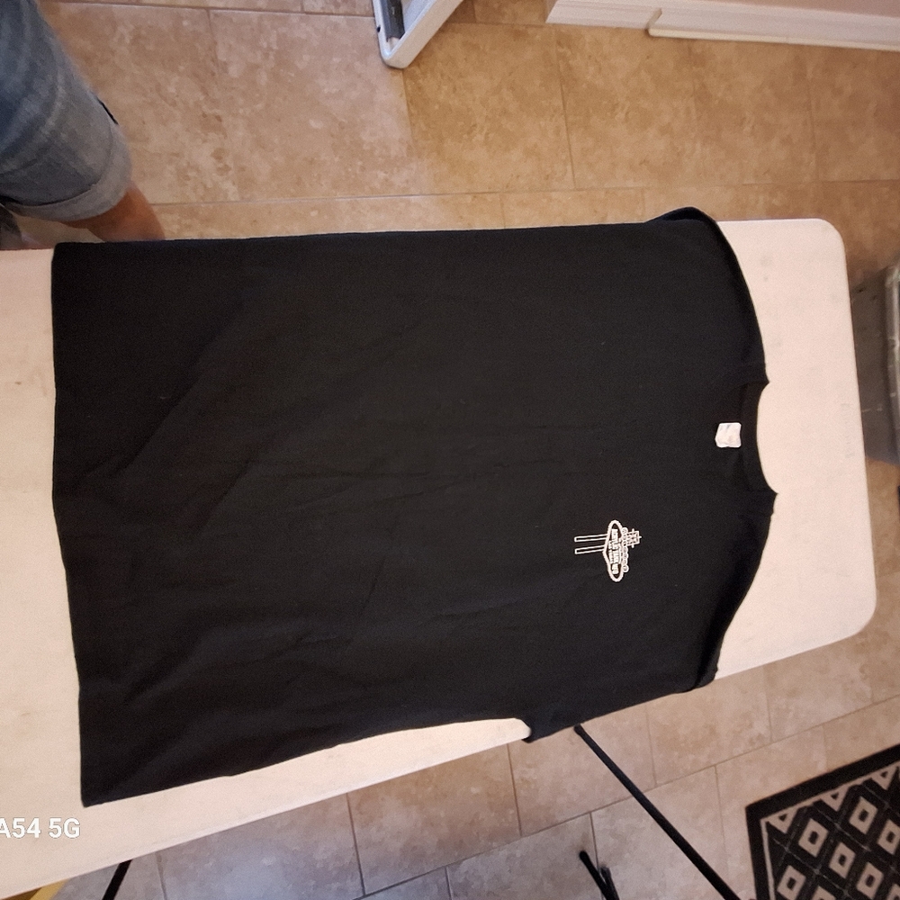 2xl grafuc tshirt w tag acrylic tank mfg